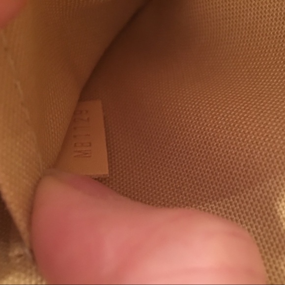 SOLD 🅿️ Louis Vuitton Pochette Accessories Azur - Picture 5 of 8